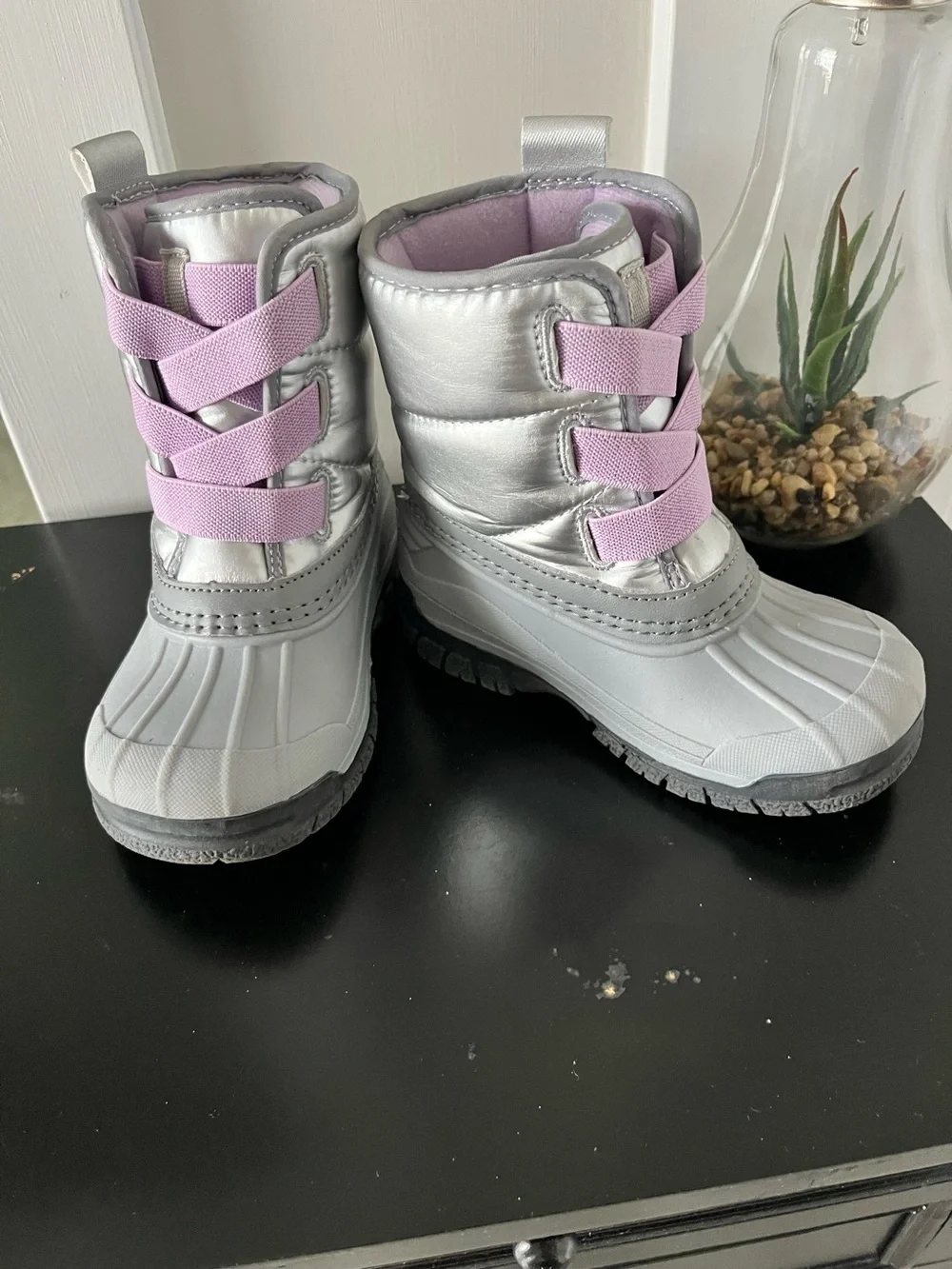 Oshkosh Waterproof Snow Boots Sz 7 Girls